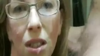 سكس صريح للمسنين: مشاهد إكس إكس إكس للجد والجدة
