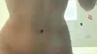 مثقوب الهرة الملابس الداخلية مجعد مشعر