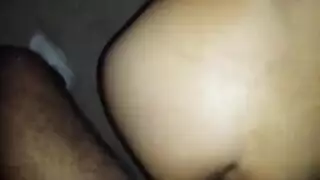فعل شرجي ومهبلي كامل: مشهد إيرين وماجا