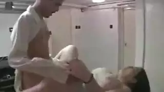 شاب منيوك عربي