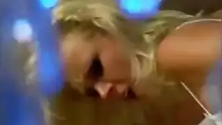 بنتين بوب صناعي معا راحل