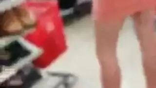 نيك تحت دش في الحمام