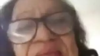 كانت سيدة قرنية حريصة على إيجاد شريك يرضي لها كل رغبة كانت سيدة قرنية حريصة على إيجاد شريك يرضي لها كل رغبة