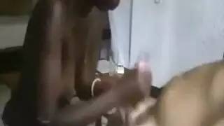 الرجال الحقيقيون والنساء العشوائيين الرجال الحقيقيون والنساء العشوائيين